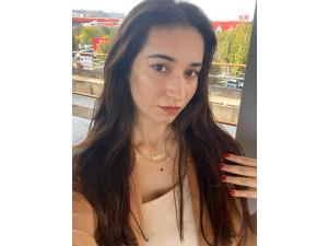 Sevinç O--İç Mimar